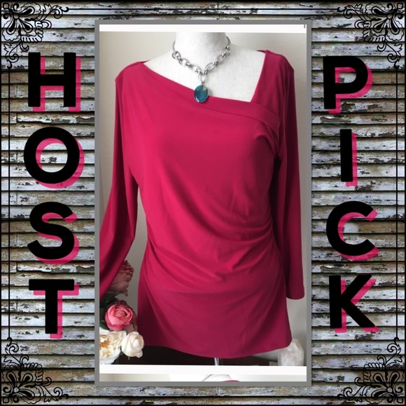 ⭐️HP⭐️White House Black Market top, slant neckline - Picture 1 of 5